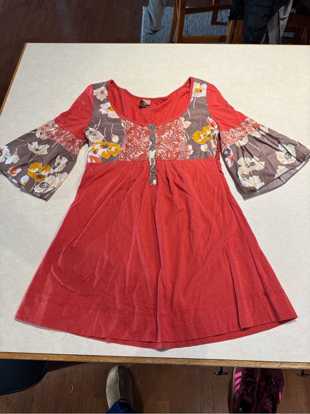 Language Red Floral-Accent Short Sleeve Tee